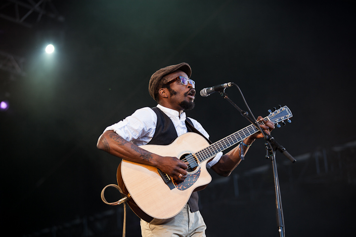 Tété @ Ronquières Festival 2013, picture 10, photographed by Dorien Goetschalckx - FrontView Magazine