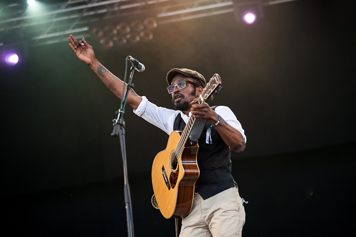 Tété @ Ronquières Festival 2013, picture 16, photographed by Dorien Goetschalckx - FrontView Magazine