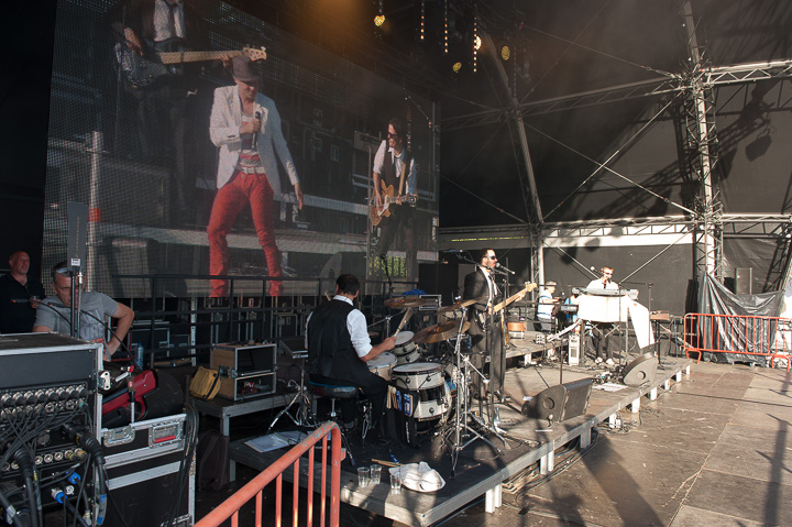 Wim Leys & @ Fundum @ Antwerpen Zingt 2013, picture 39, photographed by Youri Vanlommel - FrontView Magazine