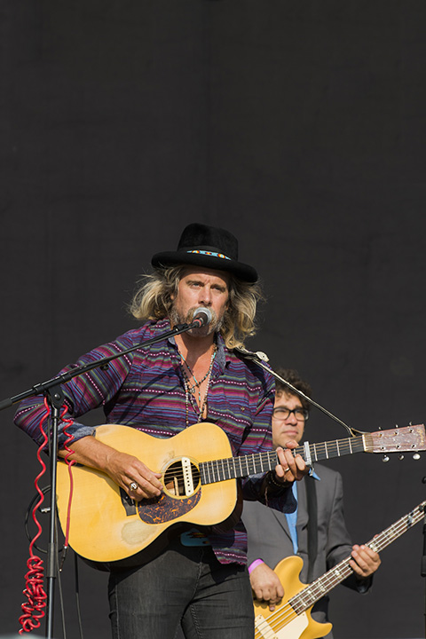 Donavon Frankenreiter @ Lokerse Feesten 2013, picture 3, photographed by Jonas Wallecan - FrontView Magazine
