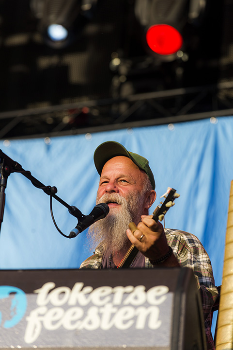 Seasick Steve @ Lokerse Feesten 2013, picture 4, photographed by Jonas Wallecan - FrontView Magazine