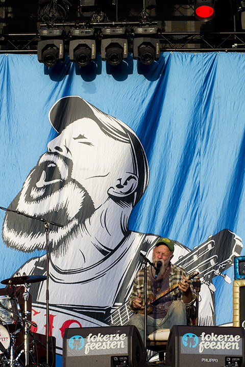 Seasick Steve @ Lokerse Feesten 2013, picture 7, photographed by Jonas Wallecan - FrontView Magazine