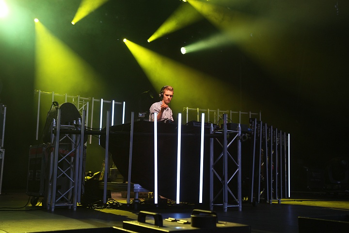 Dj's & sfeer @ Casa Blanca 2013, picture 55, photographed by Marc Verdonck - FrontView Magazine