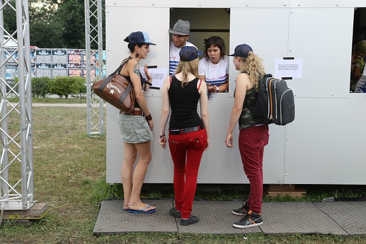 Dj's & sfeer @ Casa Blanca 2013, picture 104, photographed by Marc Verdonck - FrontView Magazine