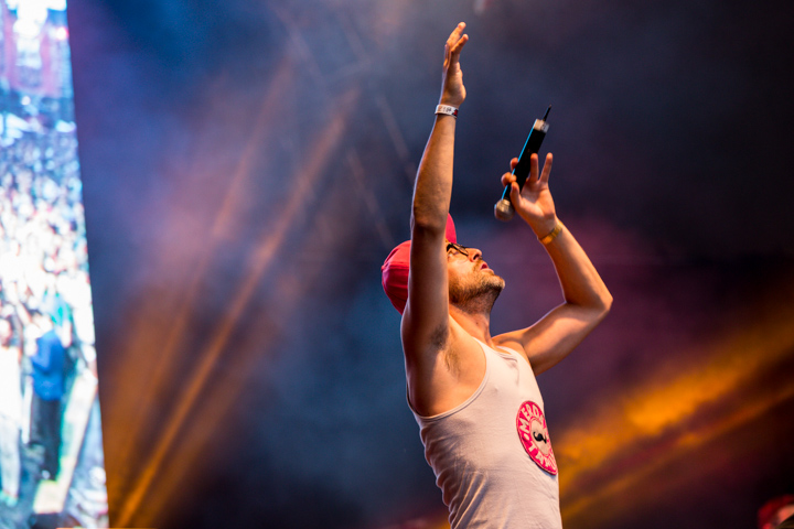 Merdan Taplak @ Marktrock Leuven 2013, picture 2, photographed by Kurt Jacobs - FrontView Magazine