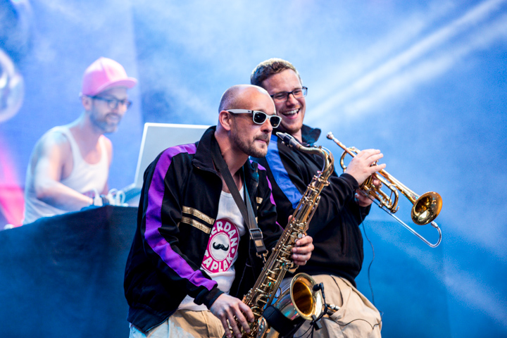 Merdan Taplak @ Marktrock Leuven 2013, picture 5, photographed by Kurt Jacobs - FrontView Magazine