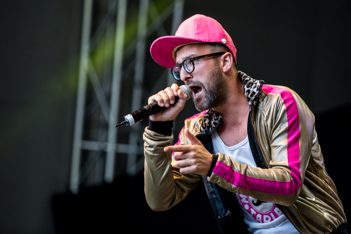 Merdan Taplak @ Marktrock Leuven 2013, picture 7, photographed by Kurt Jacobs - FrontView Magazine