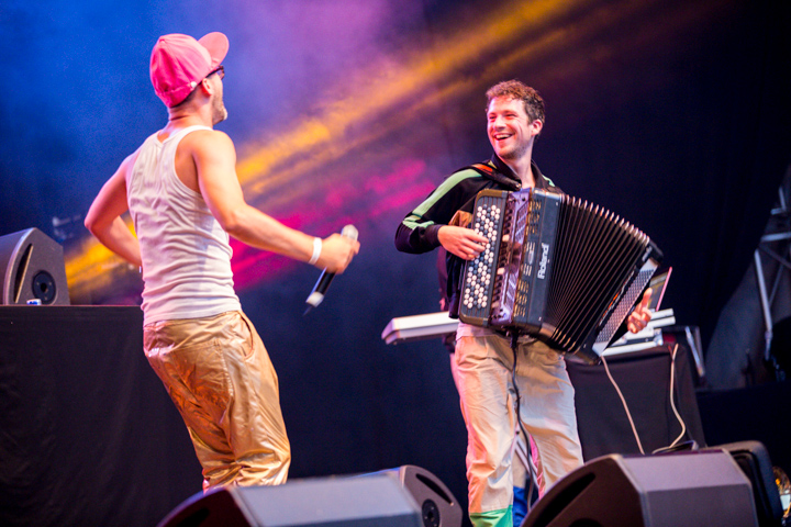 Merdan Taplak @ Marktrock Leuven 2013, picture 9, photographed by Kurt Jacobs - FrontView Magazine