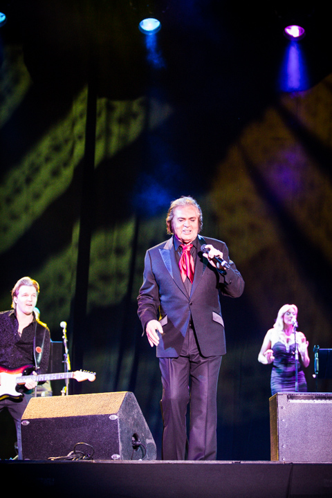 Engelbert Humperdinck @ Rimpelrock, picture 11, photographed by Tom Stessens - FrontView Magazine