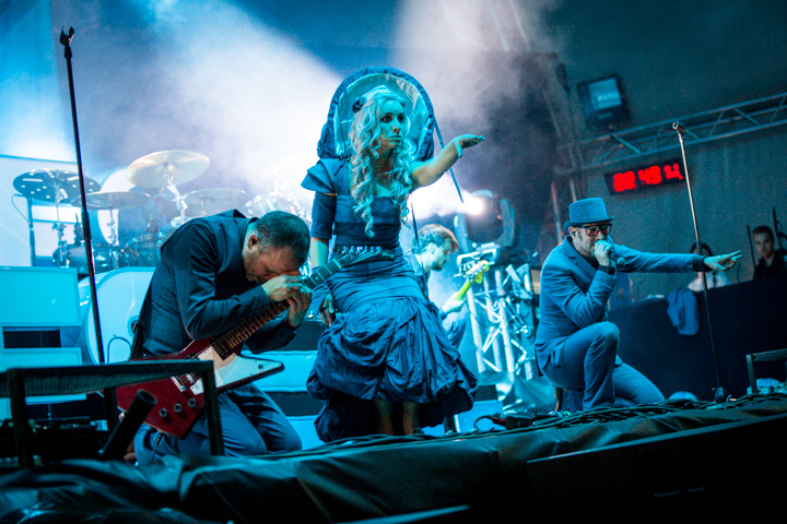 Les Truttes @ Marktrock Leuven 2013, picture 12, photographed by Kurt Jacobs - FrontView Magazine