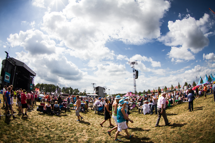 Sfeerbeeld @ Rimpelrock, picture 3, photographed by Tom Stessens - FrontView Magazine