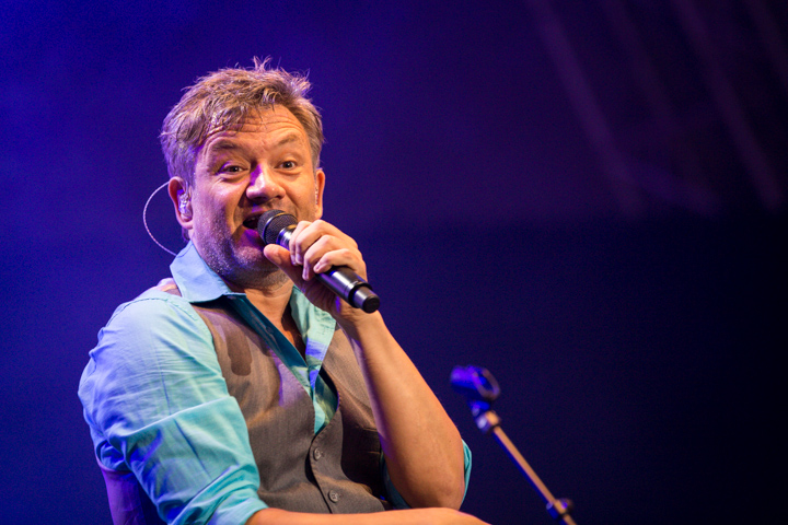 Bart Peeters @ Marktrock Leuven 2013, picture 7, photographed by Kurt Jacobs - FrontView Magazine