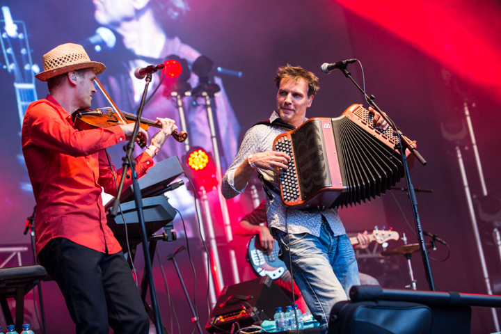 Bart Peeters @ Marktrock Leuven 2013, picture 22, photographed by Kurt Jacobs - FrontView Magazine