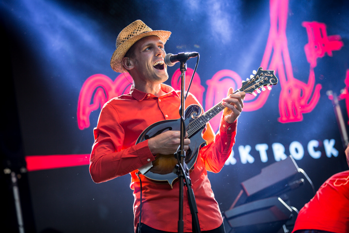 Bart Peeters @ Marktrock Leuven 2013, picture 23, photographed by Kurt Jacobs - FrontView Magazine