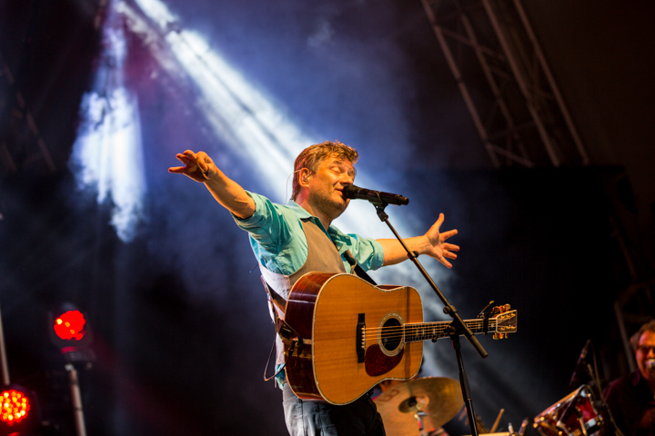Bart Peeters @ Marktrock Leuven 2013, picture 25, photographed by Kurt Jacobs - FrontView Magazine