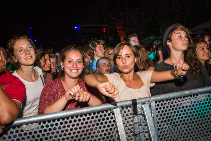 buscemi @ Marktrock Leuven 2013, picture 6, photographed by Kurt Jacobs - FrontView Magazine