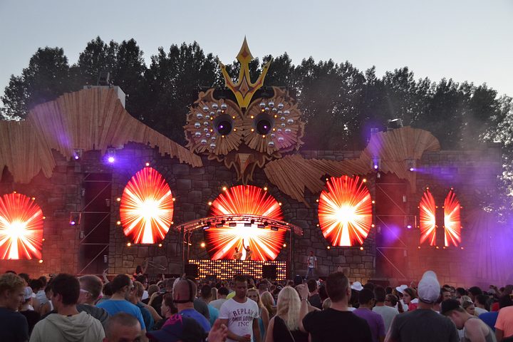 Q Dance The Qontinent - deel 1, picture 38, photographed by Tom Van Tongerloo - FrontView Magazine