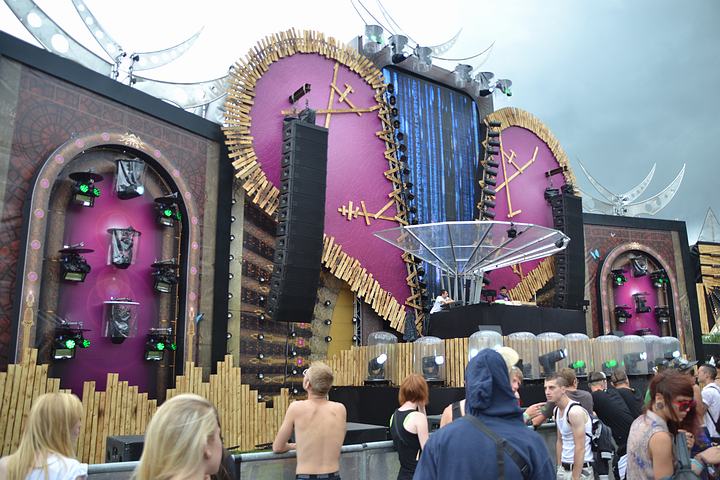 Q Dance The Qontinent - deel 1, picture 57, photographed by Tom Van Tongerloo - FrontView Magazine