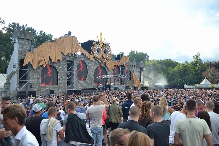 Q Dance The Qontinent - deel 2, picture 7, photographed by Tom Van Tongerloo - FrontView Magazine