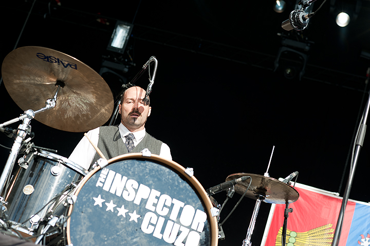 The Inspector Cluzo @ Brussels Summer Festival 2013, picture 7, photographed by Magali Decamps - FrontView Magazine