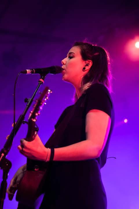 Of Monsters and Men @ OLT Rivierenhof, picture 14, photographed by Dorien Goetschalckx - FrontView Magazine