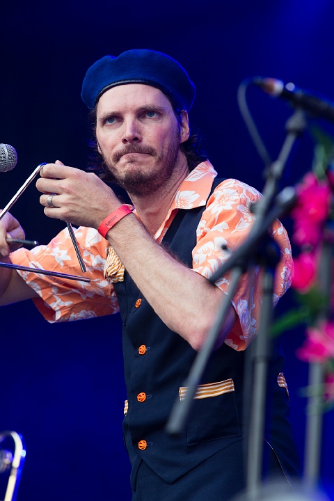 Kapitein Winokio @ Hestival 2013, picture 20, photographed by Edwin Houdevelt - FrontView Magazine