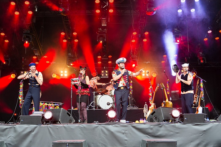 Kapitein Winokio @ Hestival 2013, picture 26, photographed by Edwin Houdevelt - FrontView Magazine