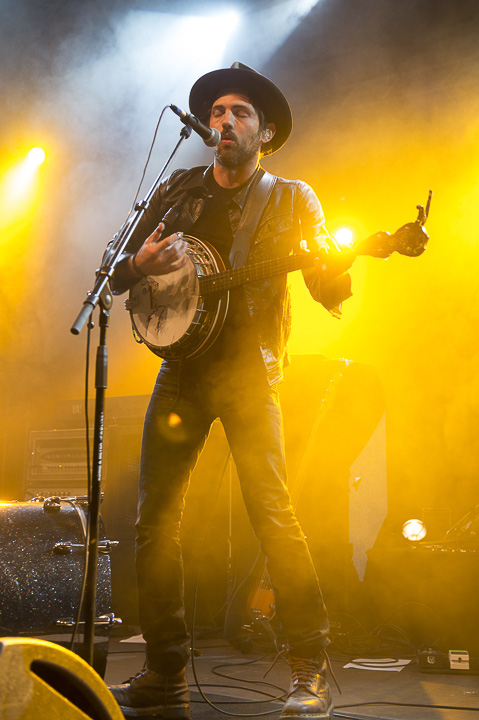 the avett brothers @ OLT Rivierenhof, picture 2, photographed by Steven Stausens - FrontView Magazine