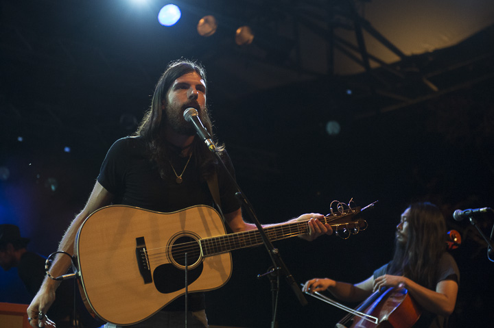 the avett brothers @ OLT Rivierenhof, picture 4, photographed by Steven Stausens - FrontView Magazine