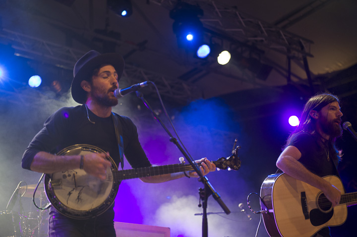 the avett brothers @ OLT Rivierenhof, picture 5, photographed by Steven Stausens - FrontView Magazine