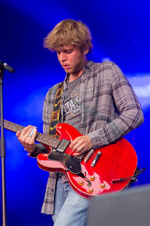 The DeVilles @ Hestival 2013, picture 3, photographed by Edwin Houdevelt - FrontView Magazine