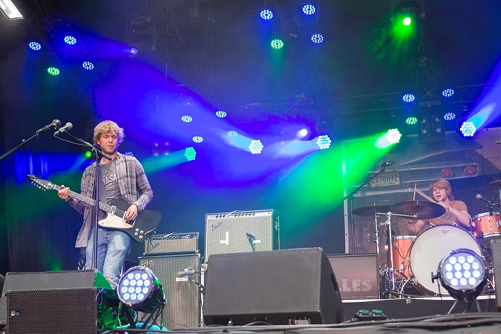 The DeVilles @ Hestival 2013, picture 8, photographed by Edwin Houdevelt - FrontView Magazine