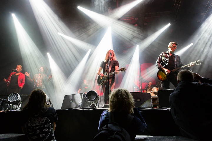 The Scabs @ Hestival 2013, picture 25, photographed by Edwin Houdevelt - FrontView Magazine