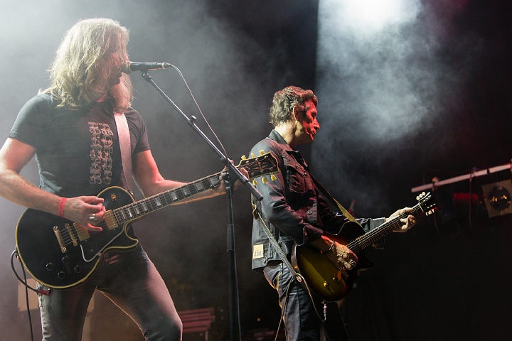 The Scabs @ Hestival 2013, picture 36, photographed by Edwin Houdevelt - FrontView Magazine