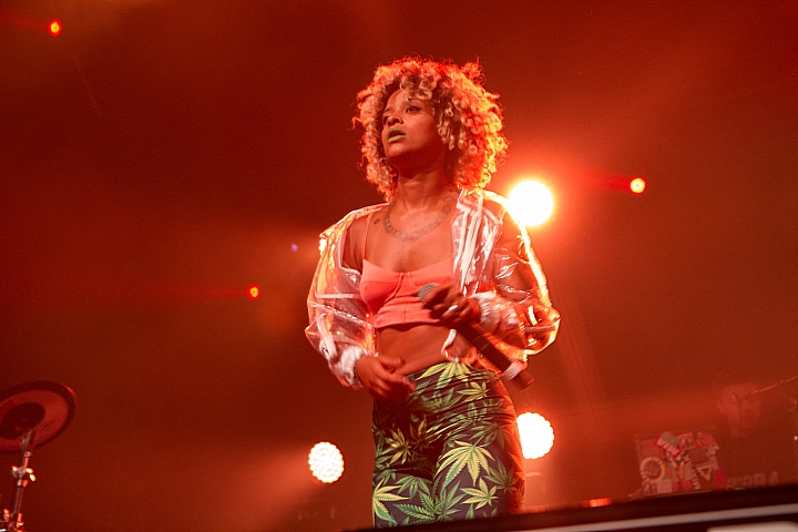 Buraka Som Sistema Feest in het park dag 3, picture 4, photographed by Philippe Janssens - FrontView Magazine