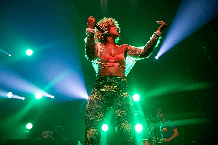 Buraka Som Sistema Feest in het park dag 3, picture 10, photographed by Philippe Janssens - FrontView Magazine