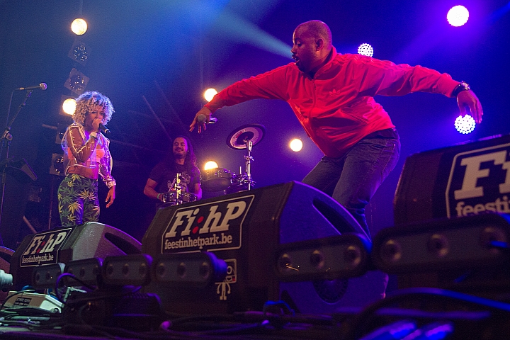 Buraka Som Sistema Feest in het park dag 3, picture 11, photographed by Philippe Janssens - FrontView Magazine