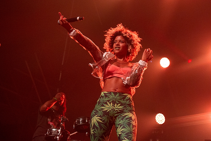 Buraka Som Sistema Feest in het park dag 3, picture 25, photographed by Philippe Janssens - FrontView Magazine