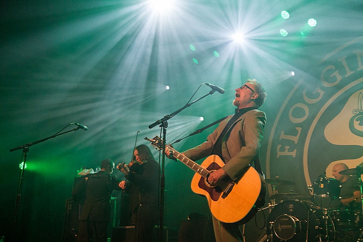 Flogging Molly Feest in het park dag 3, picture 18, photographed by Philippe Janssens, Philippe Janssens - FrontView Magazine