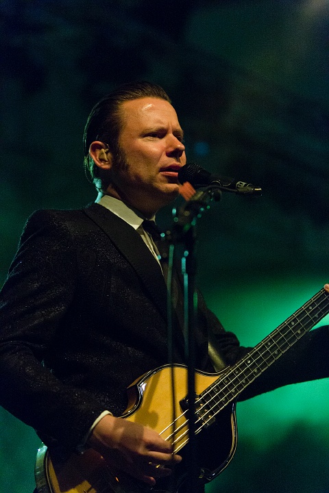 Hooverphonic @ OLT Rivierenhof, picture 1, photographed by Edwin Houdevelt - FrontView Magazine