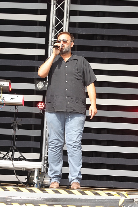 Bert (The Voice) @ Buitenbeenpop 2013, picture 4, photographed by Heidi Elen - FrontView Magazine