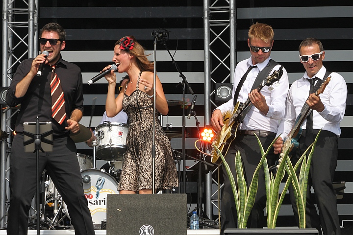 De Corsaris @ Buitenbeenpop 2013, picture 13, photographed by Heidi Elen - FrontView Magazine