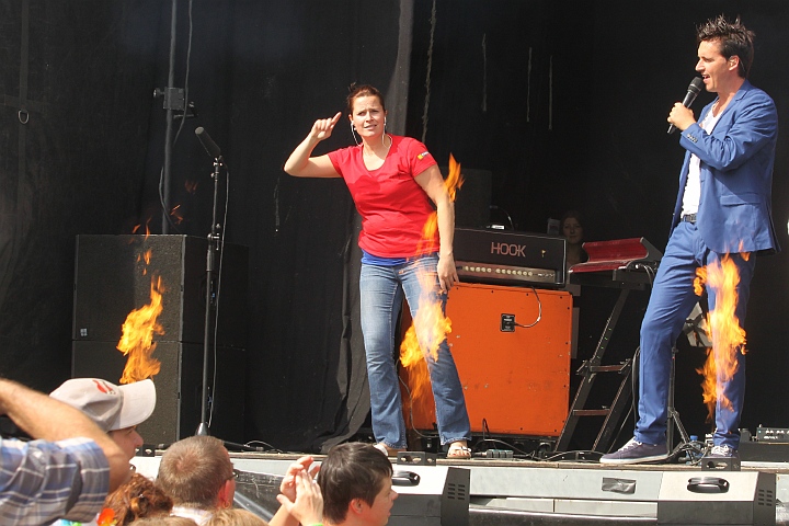 De Romeo's @ Buitenbeenpop 2013, picture 7, photographed by Heidi Elen - FrontView Magazine