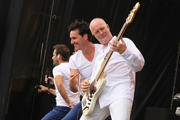 De Romeo's @ Buitenbeenpop 2013, picture 43, photographed by Heidi Elen - FrontView Magazine