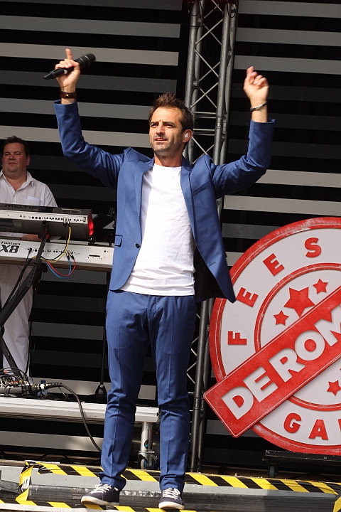 De Romeo's @ Buitenbeenpop 2013, picture 49, photographed by Heidi Elen - FrontView Magazine