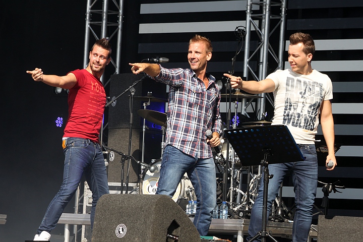 Get Ready @ Buitenbeenpop 2013, picture 21, photographed by Heidi Elen - FrontView Magazine