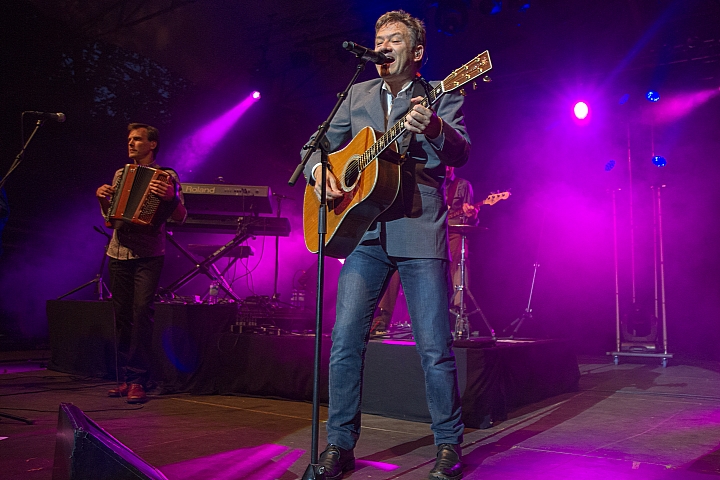 Bart Peeters Openluchttheater Rivierenhof, picture 7, photographed by Philippe Janssens - FrontView Magazine