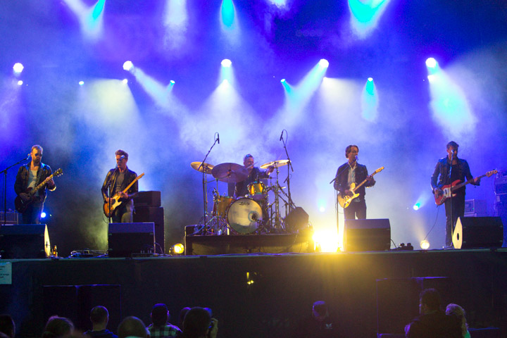 Dag 2 @ Vredesfeesten 2013, picture 28, photographed by kevin Van  Looy - FrontView Magazine