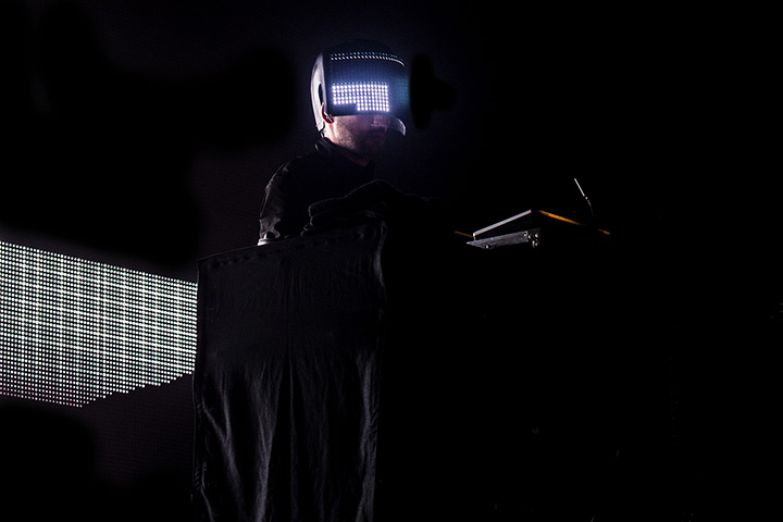 Squarepusher @ Leffingeleuren 2013, picture 1, photographed by Jonas Wallecan - FrontView Magazine