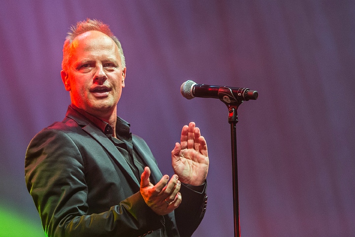 JOE fm Top 2000 in Concert 2013 @ Lotto Arena, picture 4, photographed by Edwin Houdevelt - FrontView Magazine